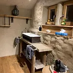 Boutique - Sauna And Jacuzzi - El Clandestino *