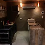 Boutique - Sauna And Jacuzzi - El Clandestino ארזי