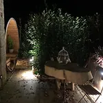 Boutique - Sauna And Jacuzzi - El Clandestino * ארזי