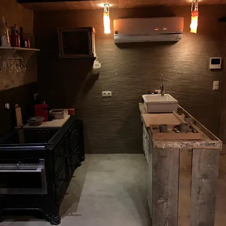 Boutique - Sauna And Jacuzzi - El Clandestino Érezée